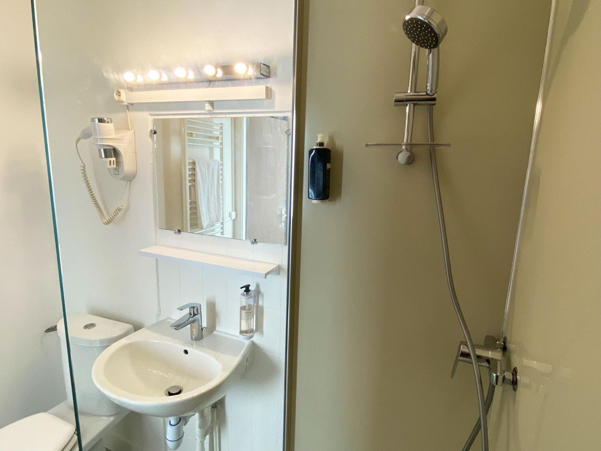 Maison Esperanza Hotel Et Appartement ノワールムーティエ エクステリア 写真